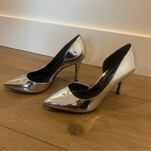 Jessica Simpson Size 9 Shiny Silver Mirrored Heels Comfortable Stylish Chome